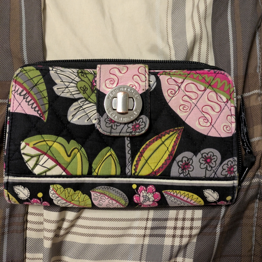 Vera Bradley Multicolor Leaf Pattern Wallet